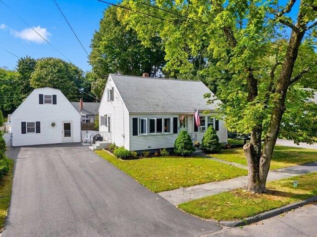House for sale in Proctor, Peabody
