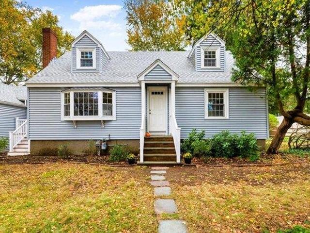 House for sale in Peabody, Essex County