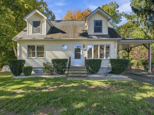 House for sale in West Peabody, Peabody