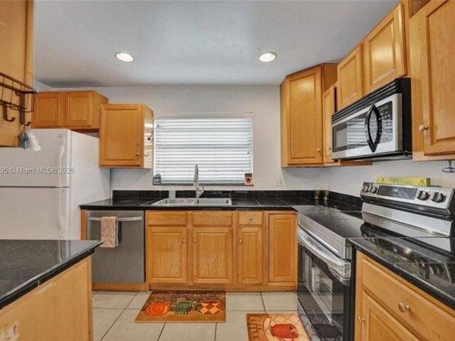 Condo for sale in Pembroke Pines