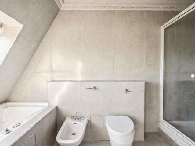 Apartment for rent in Hampstead, Greater London