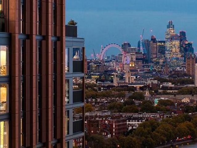 Flat for sale in Fulham, Greater London