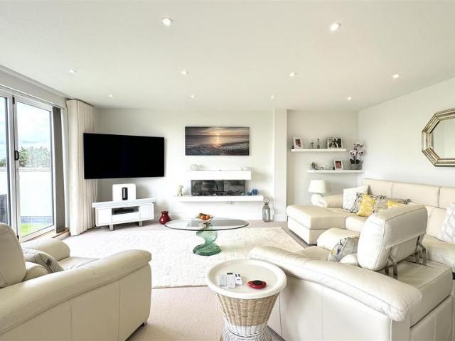 Flat for sale in Branksome Park, Poole