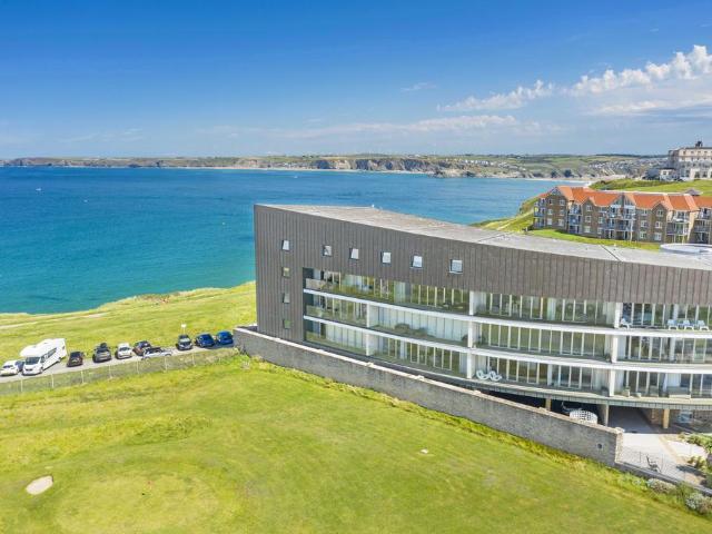 Flat for sale in Newquay, Cornwall