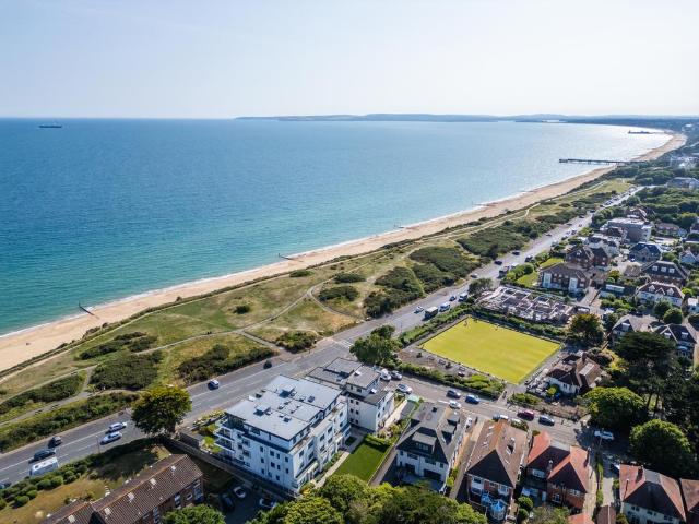 Flat for sale in Boscombe, Bournemouth