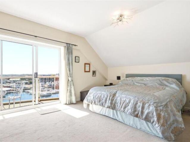 Apartment for sale in Key Street, Suffolk