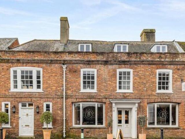 House for sale in Horsham, West Sussex