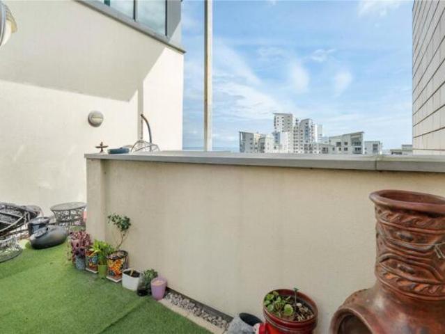 Apartment for sale in Newhaven, Scotland