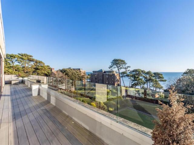 Apartment for sale in Branksome Park