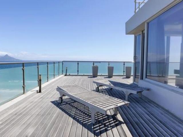 Apartment for sale in Cape Town, Western Cape