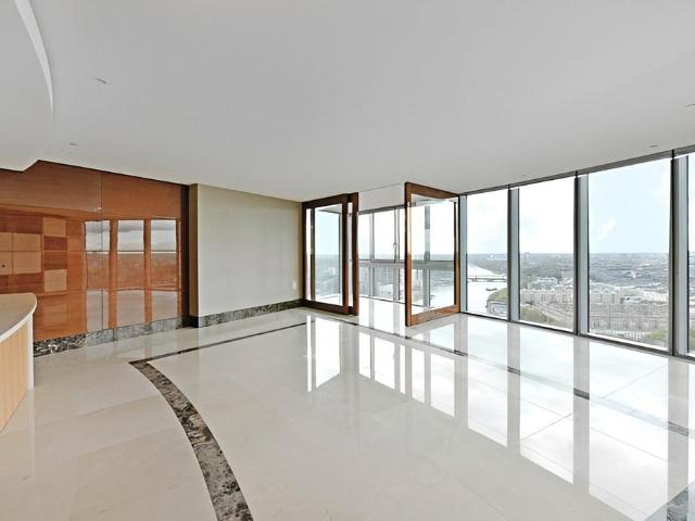 Flat for rent in Vauxhall, Greater London