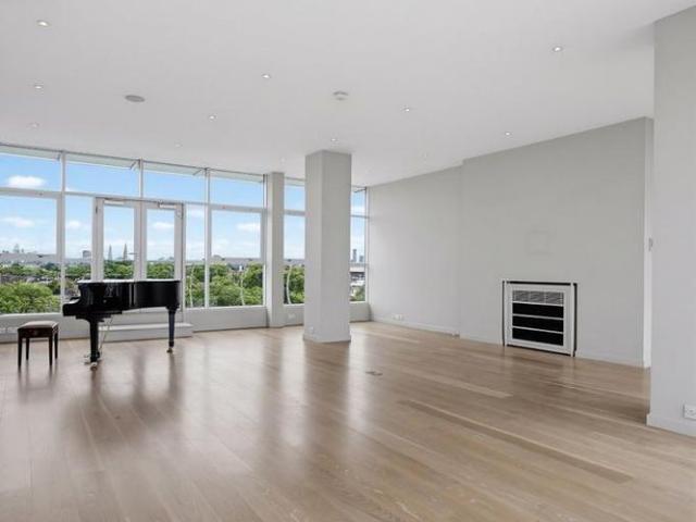 House for rent in The Boltons, Greater London