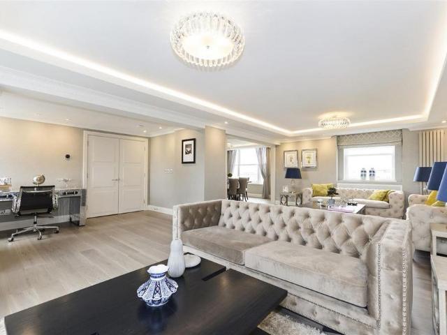 House for rent in Belsize Park, Greater London
