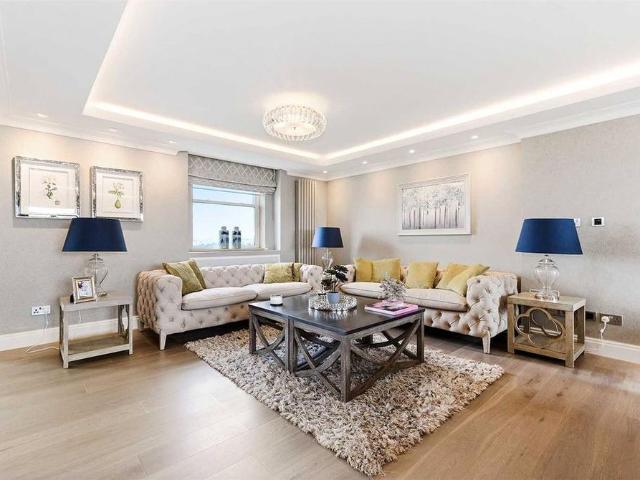 House for rent in Swiss Cottage, Greater London