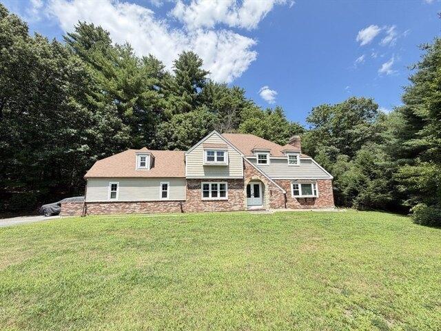 House for sale in Pepperell, Massachusetts