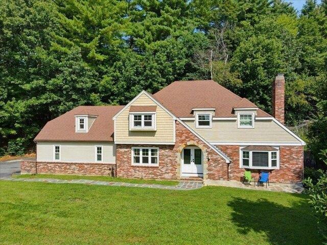 House for sale in Pepperell, Massachusetts