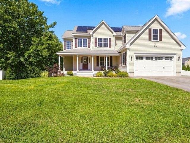 House for sale in Pepperell, Massachusetts