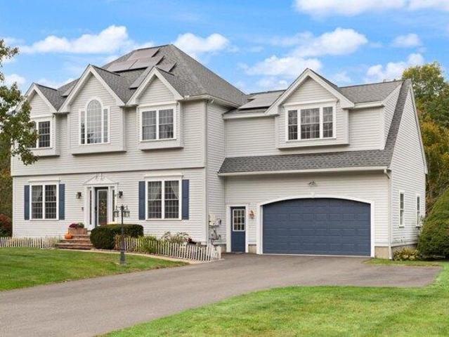 House for sale in Four Corners, Pepperell