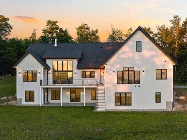 House for sale in Peterborough, Hillsborough County