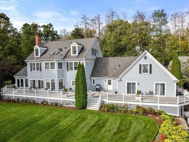 House for sale in Petersham, Massachusetts