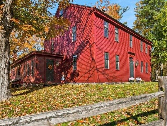 House for sale in Petersham, Worcester County