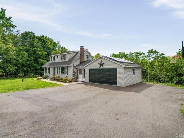House for sale in Pine Bush, New York