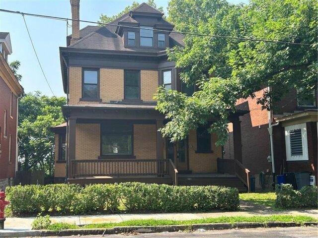 House for sale in Pittsburg, Pennsylvania