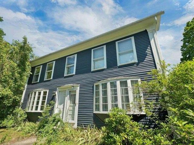 House for sale in Pittsfield, Merrimack County