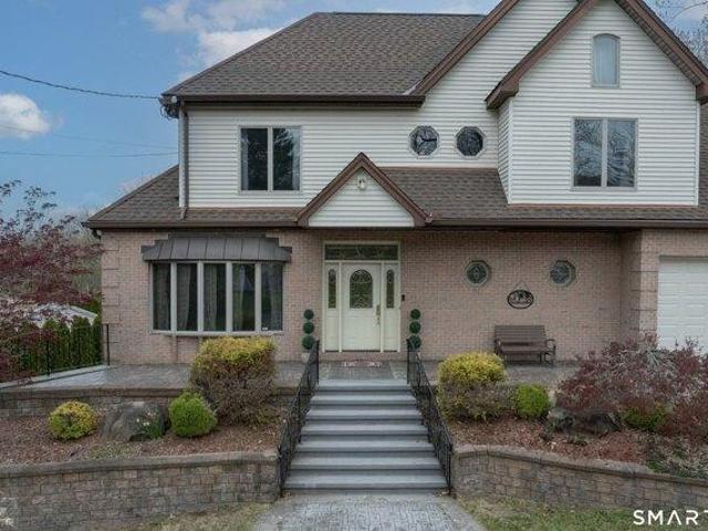 House for sale in Plainville, Connecticut