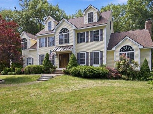 House for sale in New Hampshire