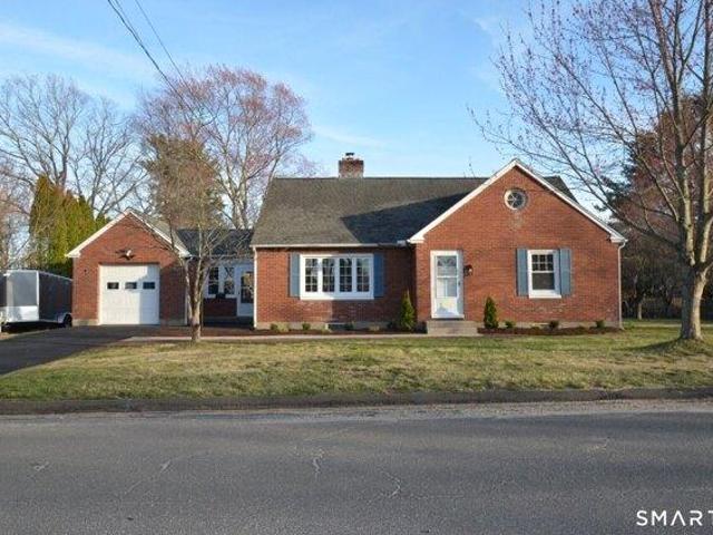 House for sale in Plymouth, Connecticut