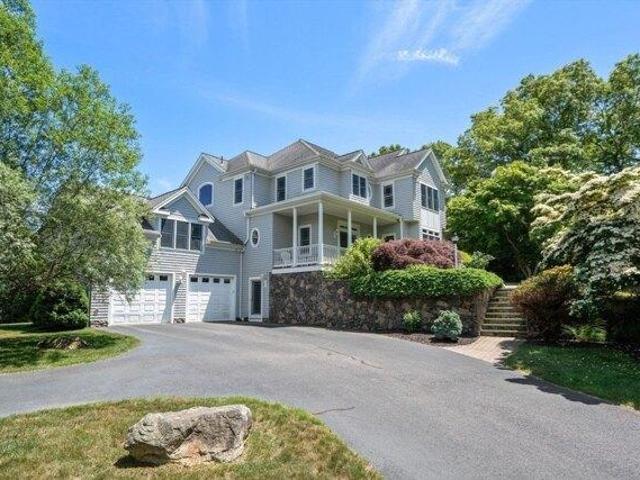 House for sale in Manomet, Massachusetts