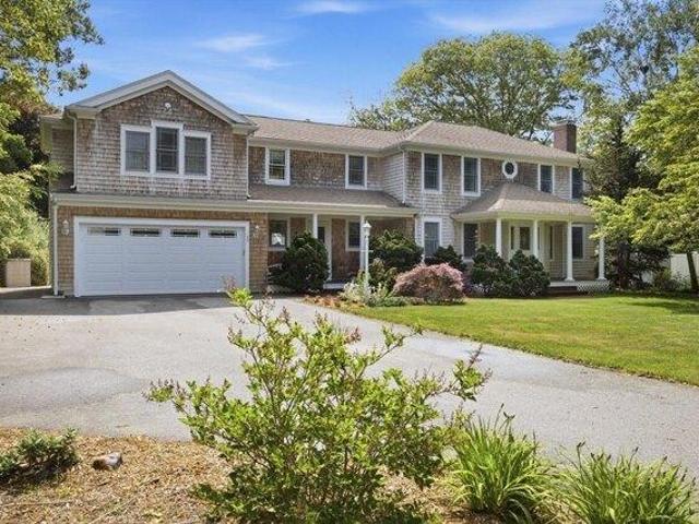 House for sale in Manomet, Massachusetts