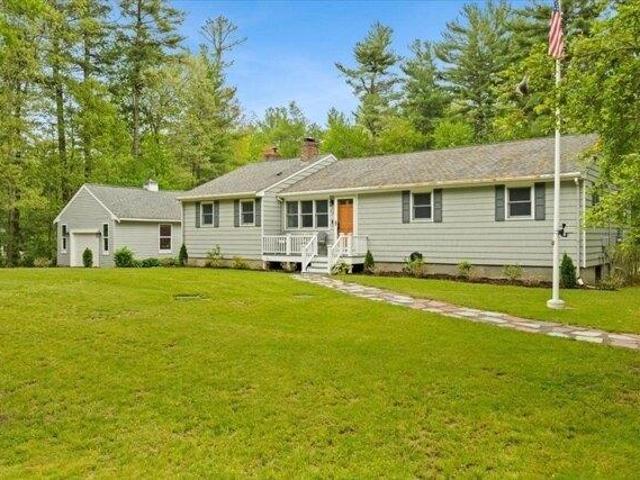 House for sale in Plympton, Massachusetts