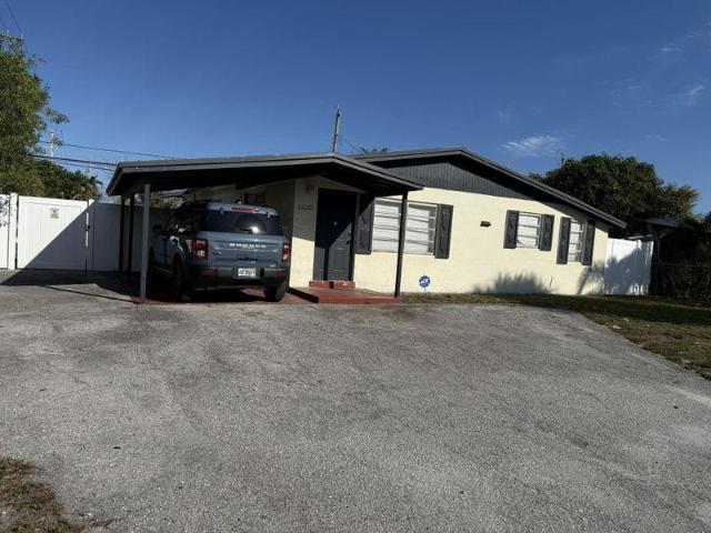 House for sale in Pompano Beach, Florida
