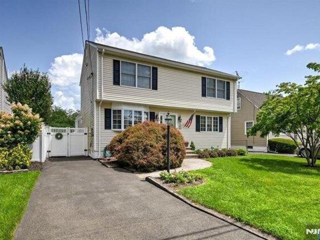 House for sale in Passaic, New Jersey