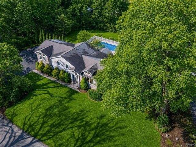 House for sale in Centereach, New York