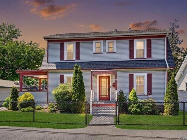 House for sale in Cuddebackville, New York