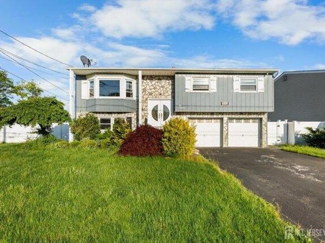 House for sale in Port Reading, Woodbridge Township