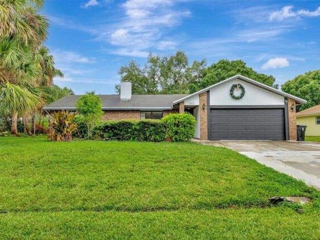 House for sale in Port Saint Lucie