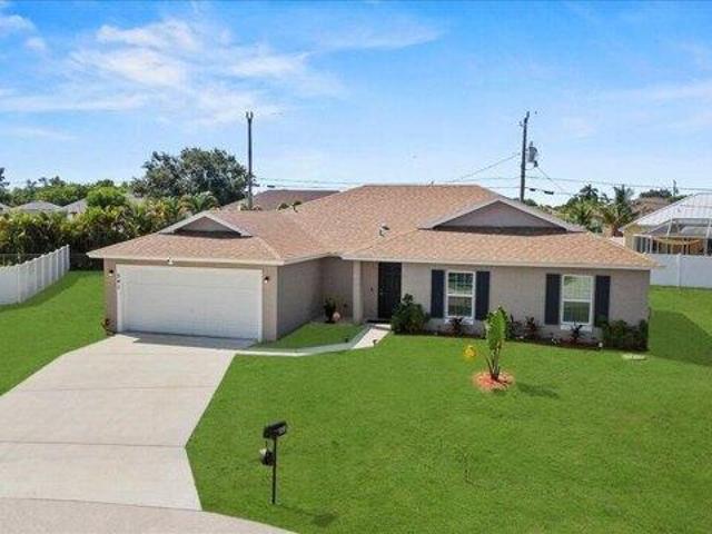 House for sale in Port Saint Lucie