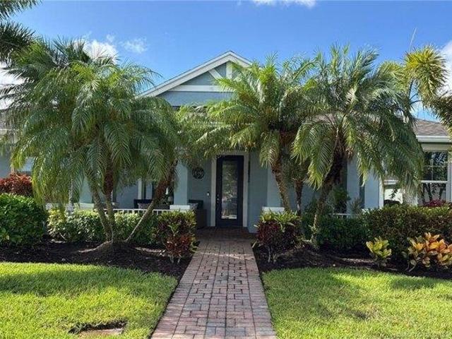 House for sale in Port Saint Lucie