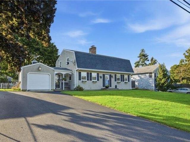 House for sale in Portsmouth, Rhode Island