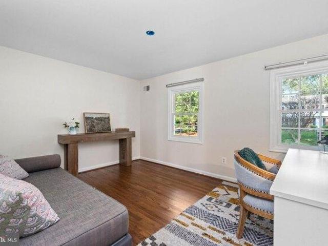 House for sale in Potomac