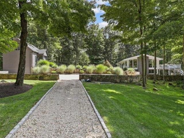 House for sale in Pound Ridge, New York
