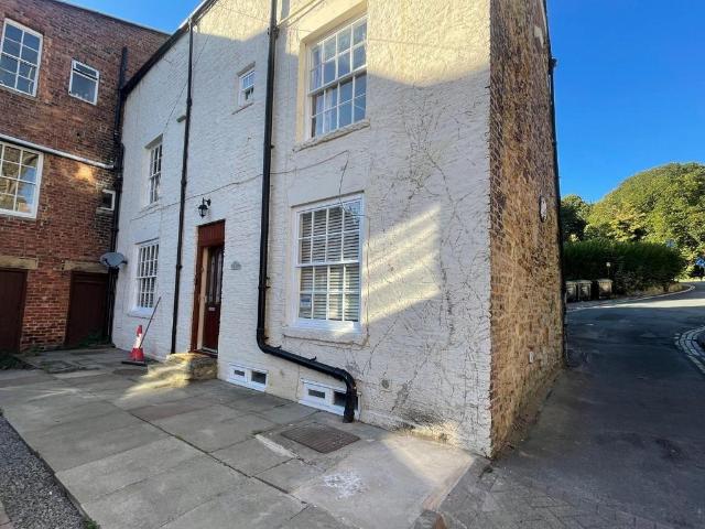 Flat for rent in Crossgate, Durham