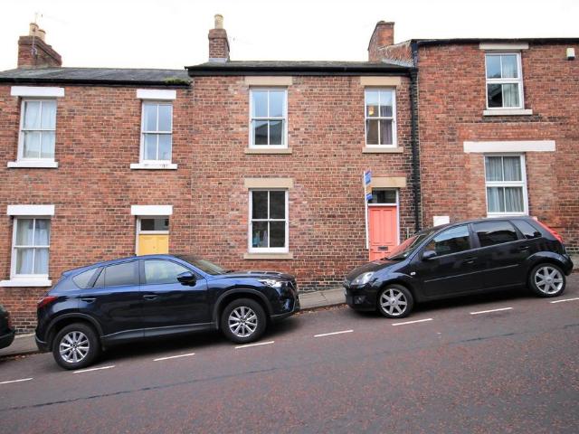 Flat for rent in Crossgate, Durham