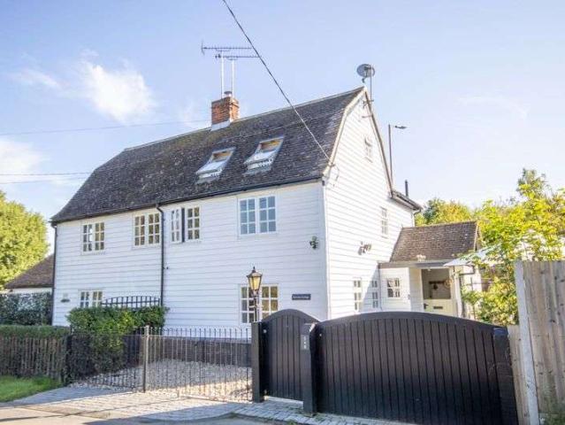 Property for sale in Hutton, Navestock Side