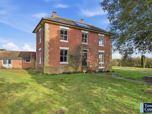 Property for sale in Weeley, Dale Hill