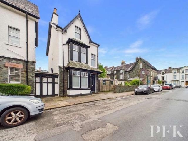 Property for sale in Keswick
